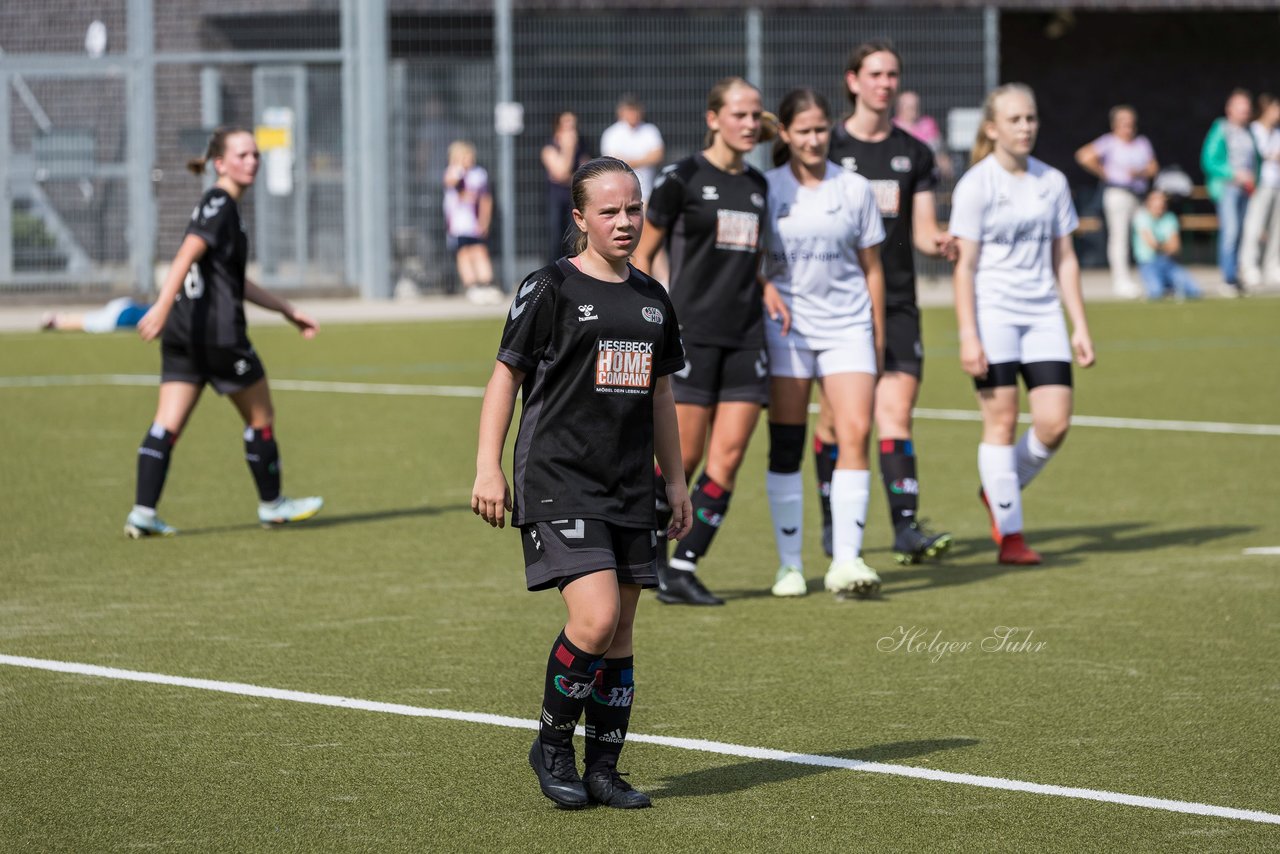 Bild 161 - wBJ Alstertal-Langenhorn - SV Henstedt-Ulzburg : Ergebnis: 4:1